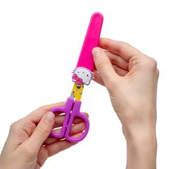 TESOURA ESCOLAR ESTAMPADA COM CAPA HELLO